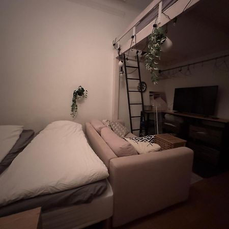 Ferienwohnung Uniikki, Kodikas Ja Supermukava Huoneisto Ydinkeskustassa! Helsinki Exterior foto