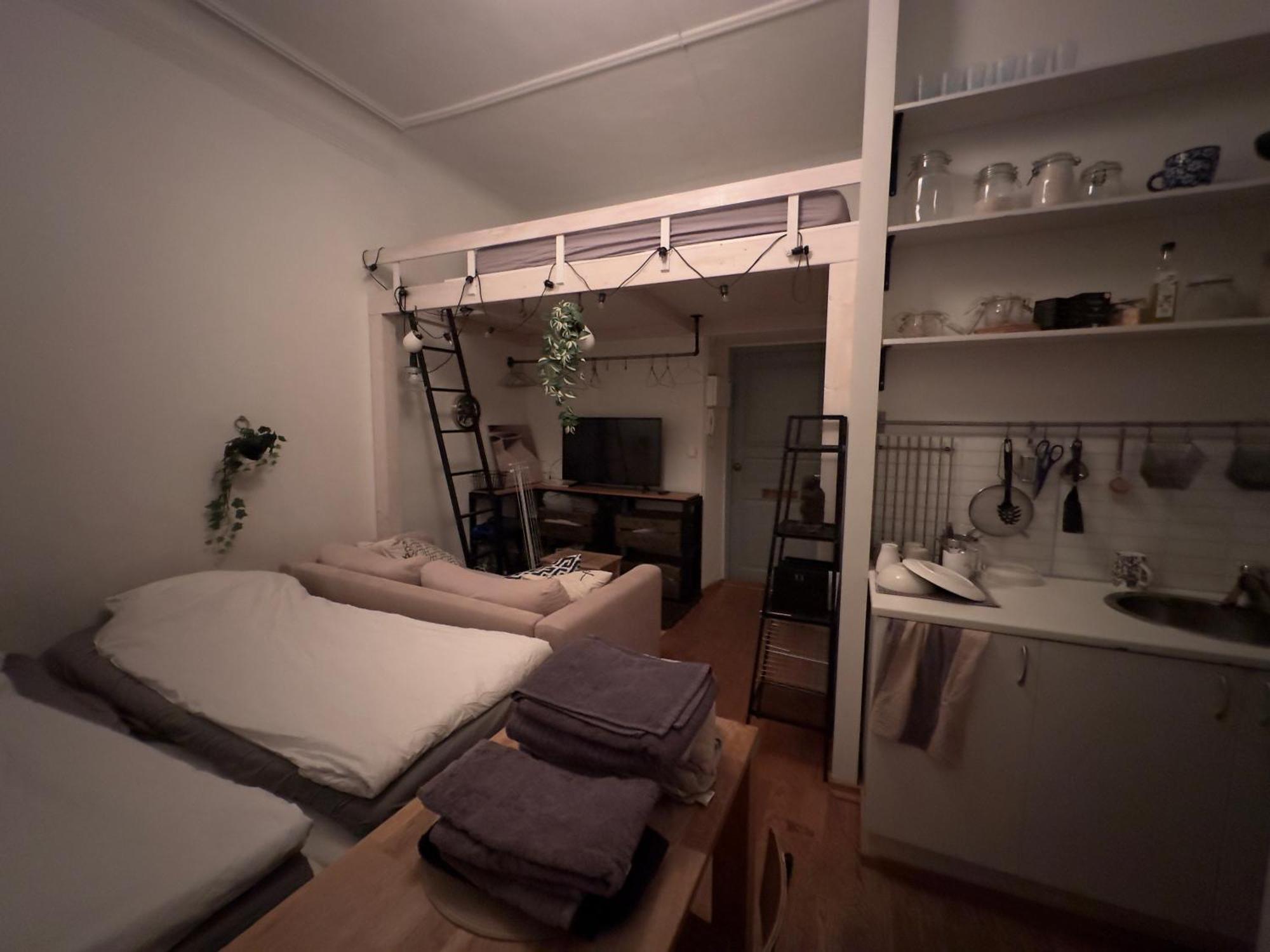 Ferienwohnung Uniikki, Kodikas Ja Supermukava Huoneisto Ydinkeskustassa! Helsinki Exterior foto